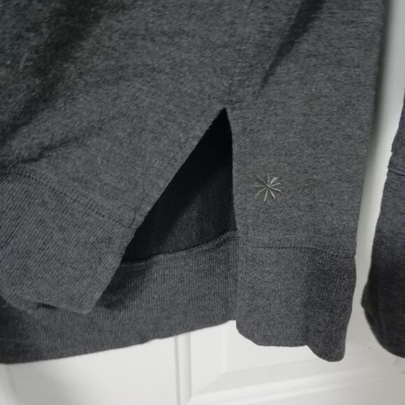 ATHLETA GRAY LONG SLEEVE SOFT COASTER LUXE V-NECK SWEATSHIRT Sz XL, WOMEN'S - Picture 5 of 13